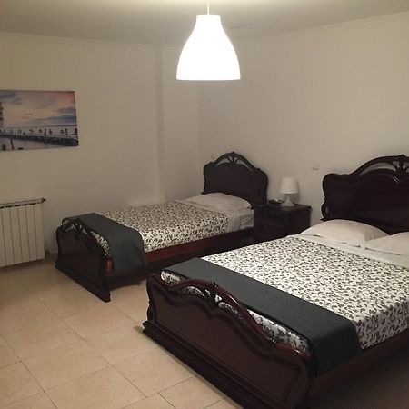 Granada Holidays Guest House Sao Martinho do Porto Exterior photo