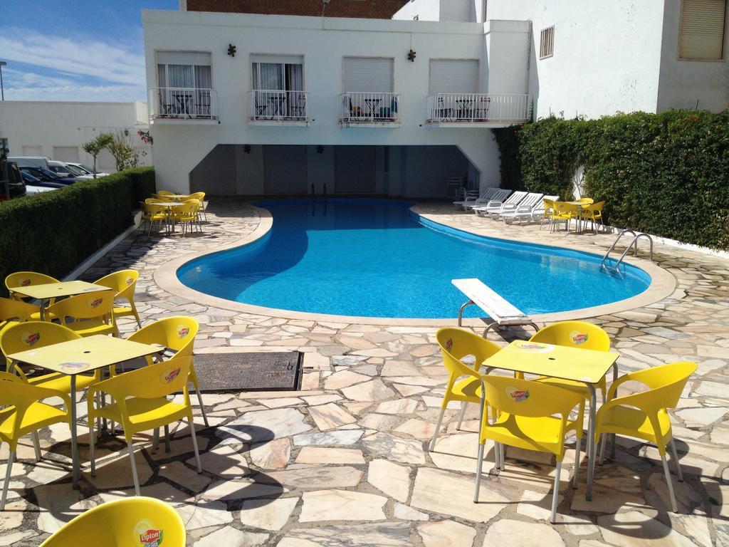 Granada Holidays Guest House Sao Martinho do Porto Exterior photo