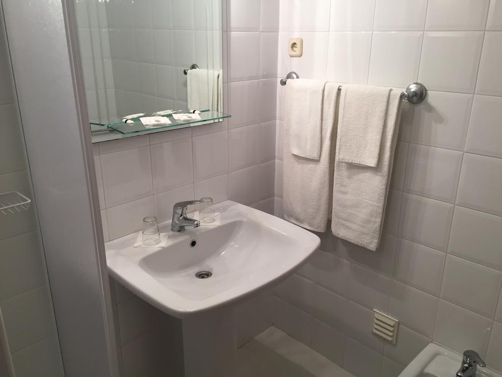 Granada Holidays Guest House Sao Martinho do Porto Room photo