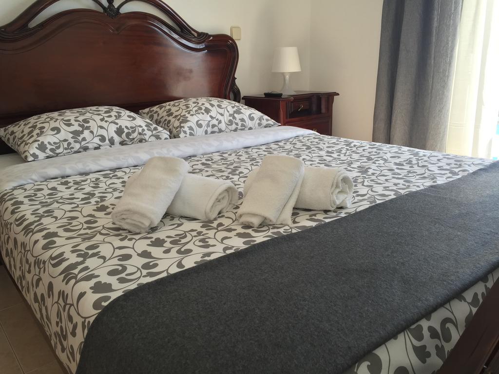 Granada Holidays Guest House Sao Martinho do Porto Room photo