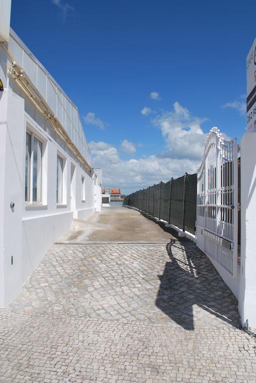 Granada Holidays Guest House Sao Martinho do Porto Exterior photo